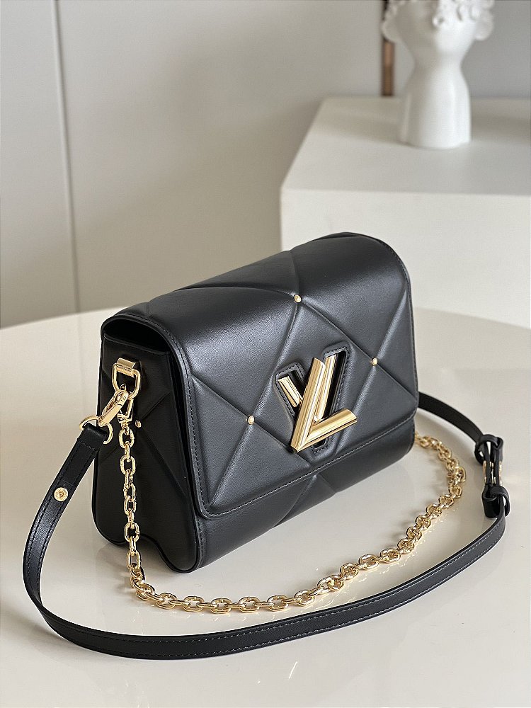 Comprar Bolso Louis Vuitton Twist MM negro E352145