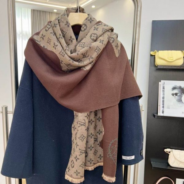 LVXNigoScarf100 E 27 996154