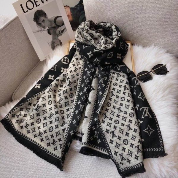 LVscarf180X65cmE102921 9 1615562