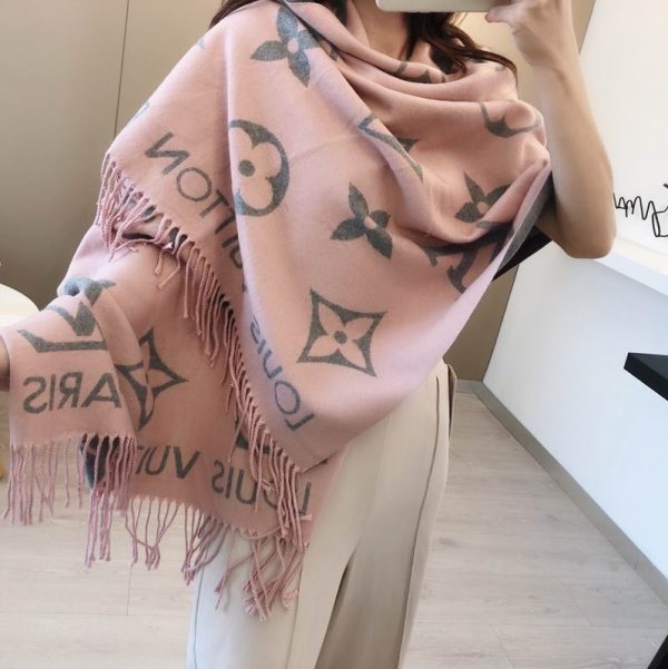 LVscarf180X65cmE23 8 1615510